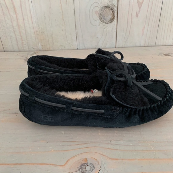 UGG DAKOTA DOUBLE BOW SLIPPERS - Picture 4 of 8